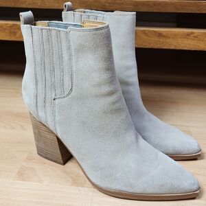 Marc Fisher Oshay Block Heel Boots Beige Suede Leather Chelsea Size 11M